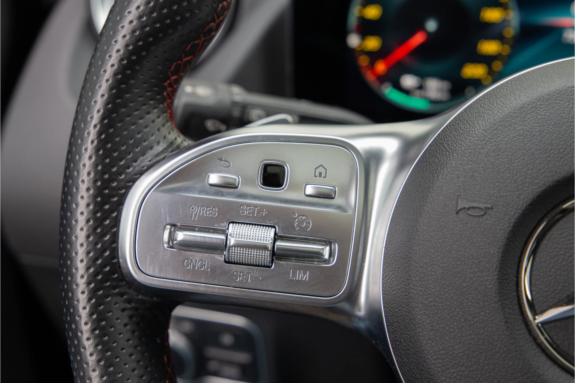 Hoofdafbeelding Mercedes-Benz EQA