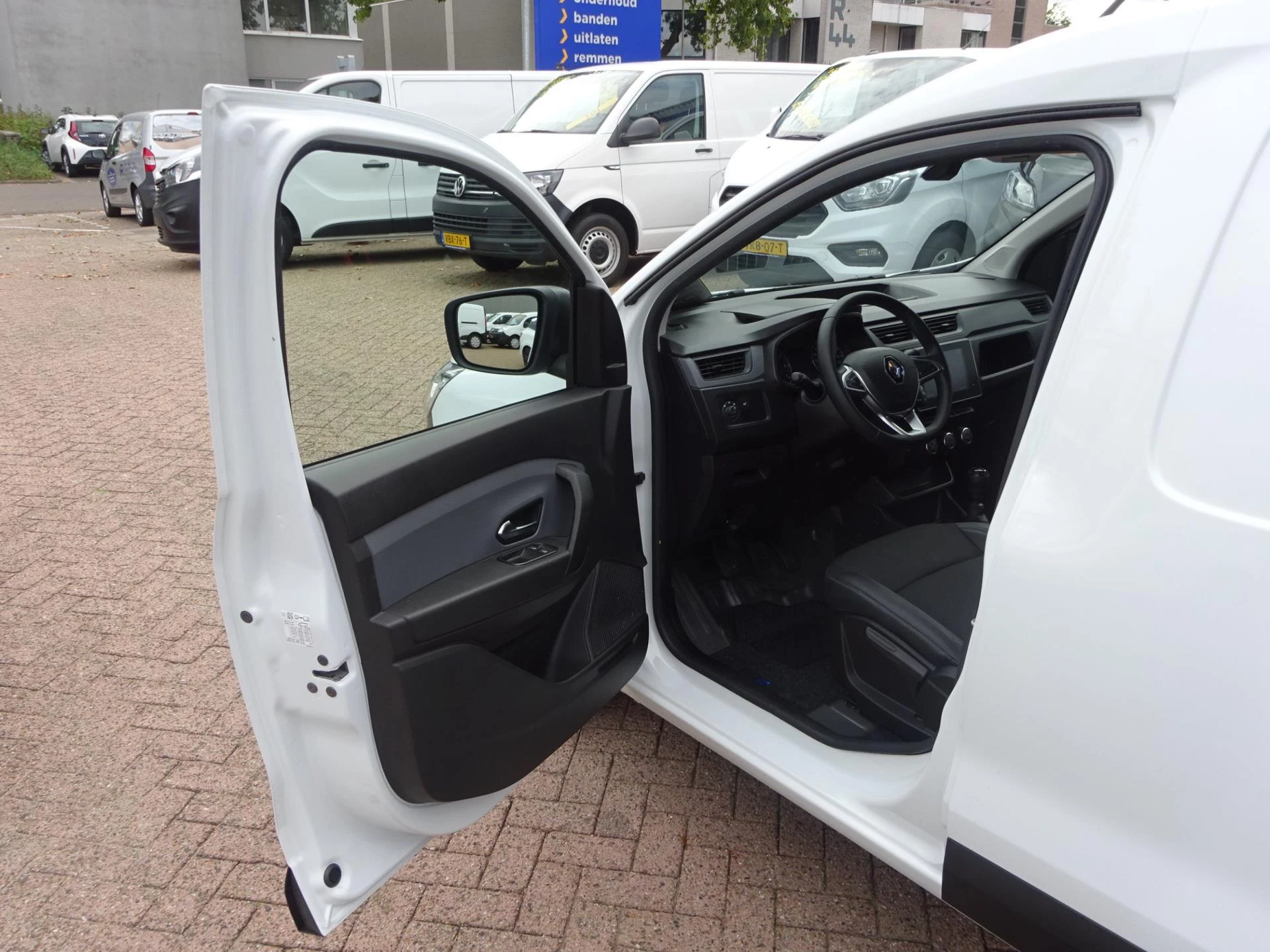 Hoofdafbeelding Renault Express