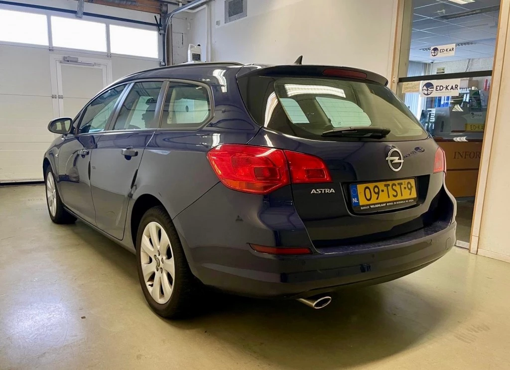 Hoofdafbeelding Opel Astra