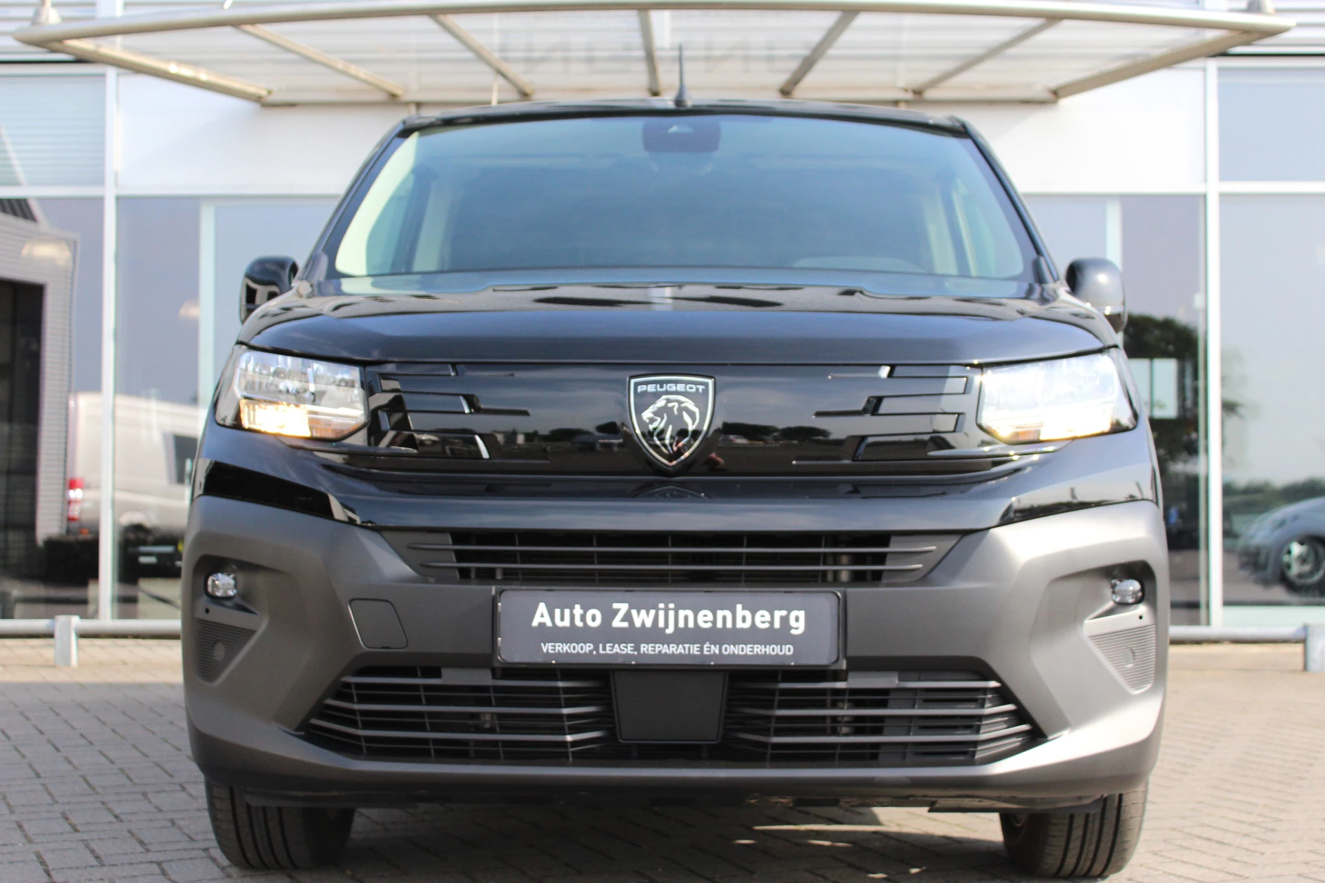 Hoofdafbeelding Peugeot Partner