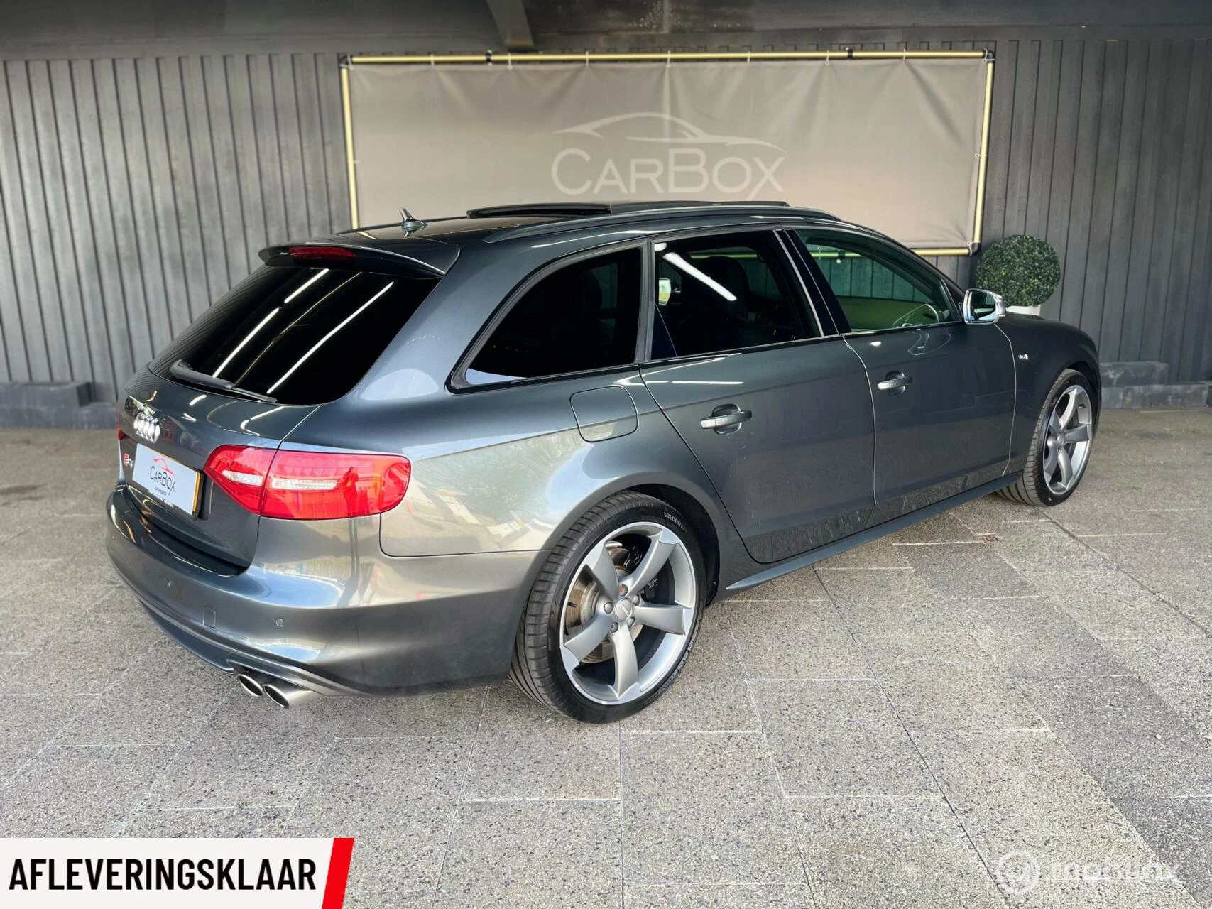 Hoofdafbeelding Audi S4