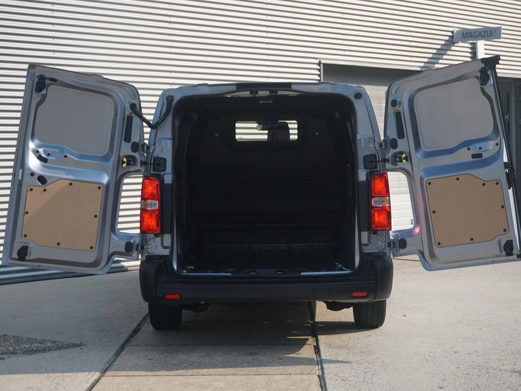 Hoofdafbeelding Opel Vivaro-e