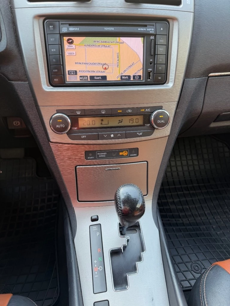 Hoofdafbeelding Toyota Avensis