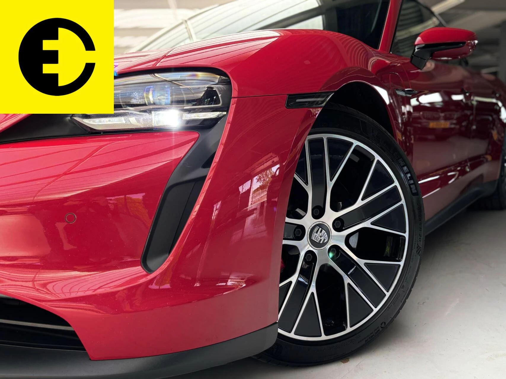 Hoofdafbeelding Porsche Taycan