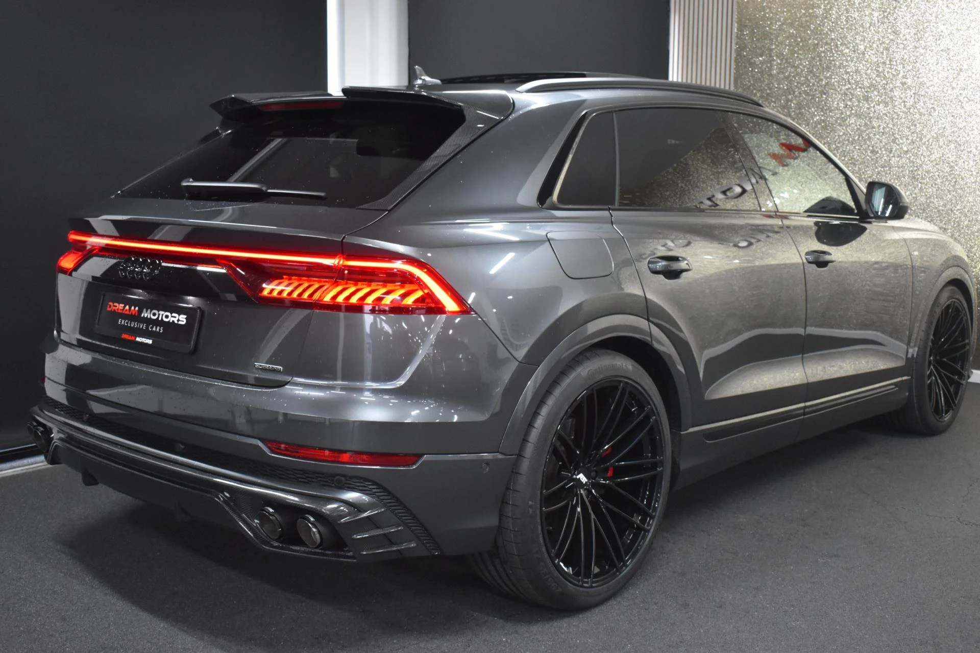 Hoofdafbeelding Audi Q8