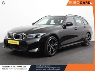 BMW 3-serie Touring 330e Touring M Sport PHEV | DEMO ! | Navigatie Climate Control Lichtmetalen velgen LED Virtual Cockpit Parkeersensoren Voor en Achter Achteruitrijcamera Apple carplay/ Andriod auto Stoelverwarming Stuur verwarming Elektrische achterklep Prijs Incl. BOVAG Garantie