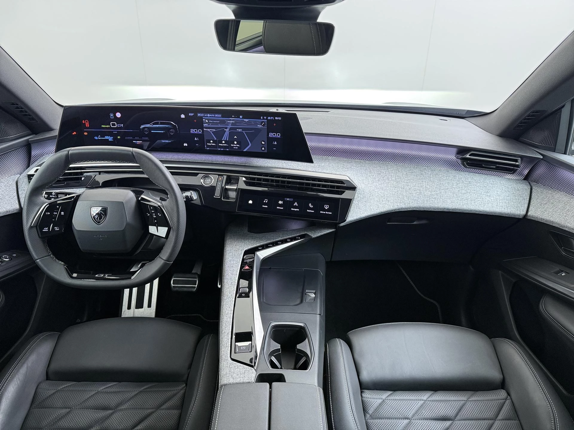 Hoofdafbeelding Peugeot e-5008