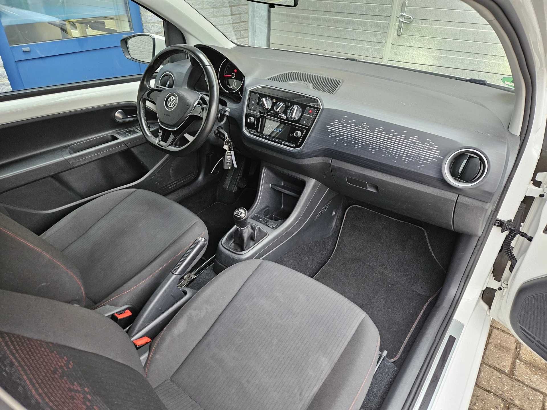 Hoofdafbeelding Volkswagen up!