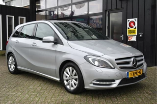 Mercedes-Benz B-Klasse 180 Prestige Comfort Automaat-7 | Navi | Cruise | Trekhaak | NL- Auto