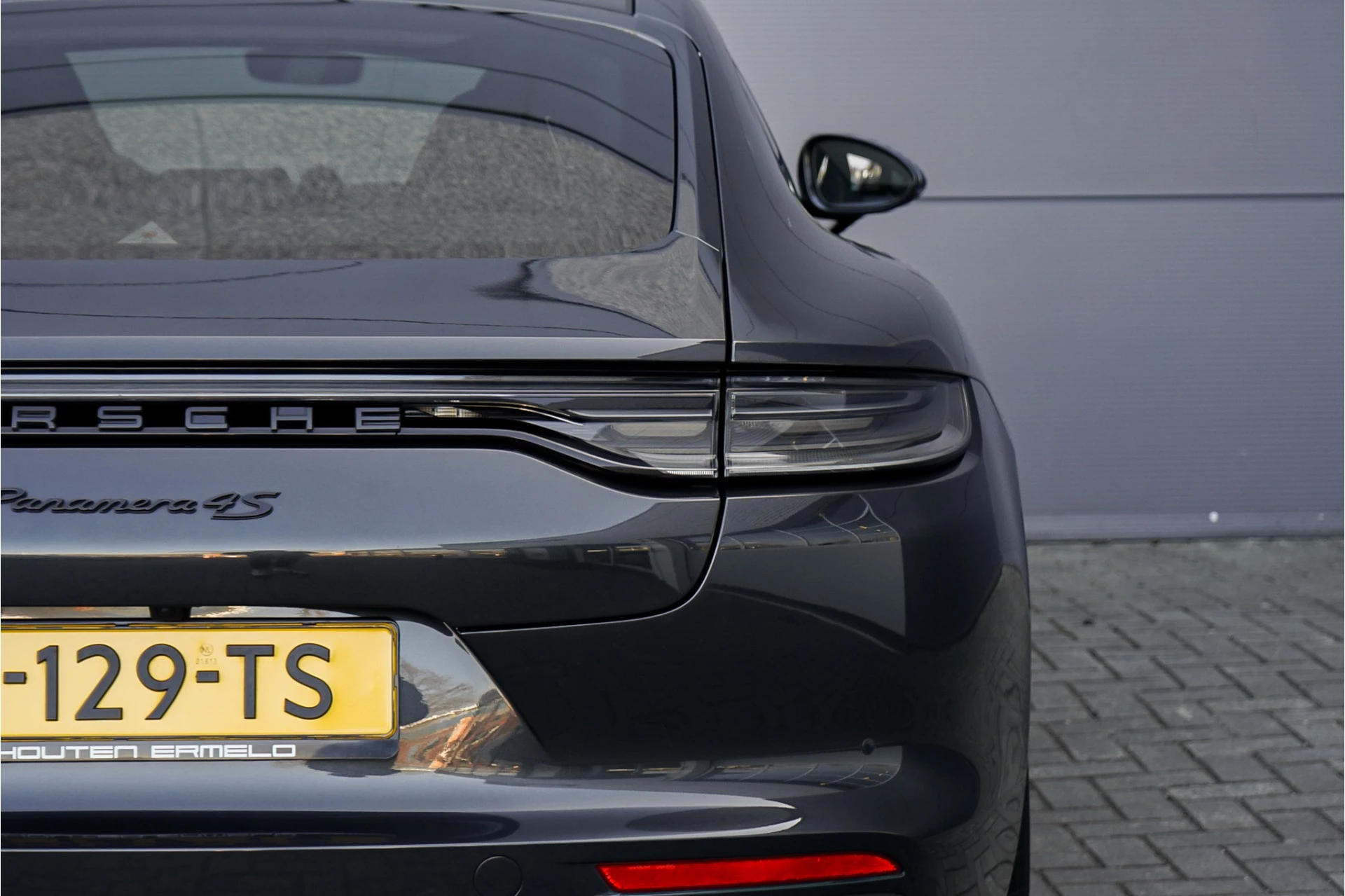 Hoofdafbeelding Porsche Panamera