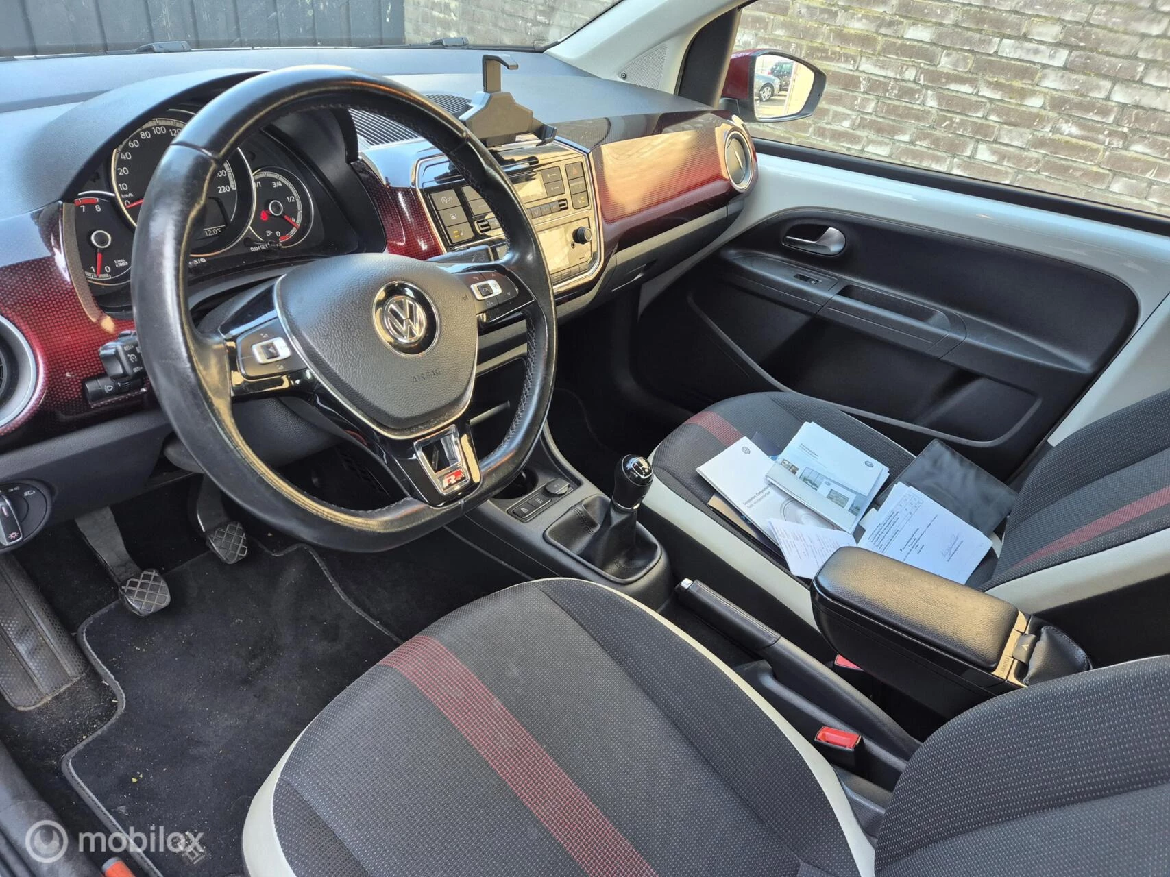 Hoofdafbeelding Volkswagen up!