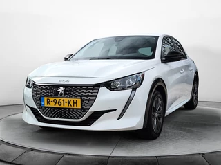 Peugeot e-208 EV Active Pack 50 kWh (136 PK) 1e-Eig. & Dealer-Onderh. BOVAG-Garantie. NL-Auto. Navigatie/Apple-Carplay/Android-Auto, Cruisecontrol, Parkeersensoren, Keyless-Start, DAB, Licht-Zicht-Pakket, Lm-Velgen-16Inch, Privacy-Glas