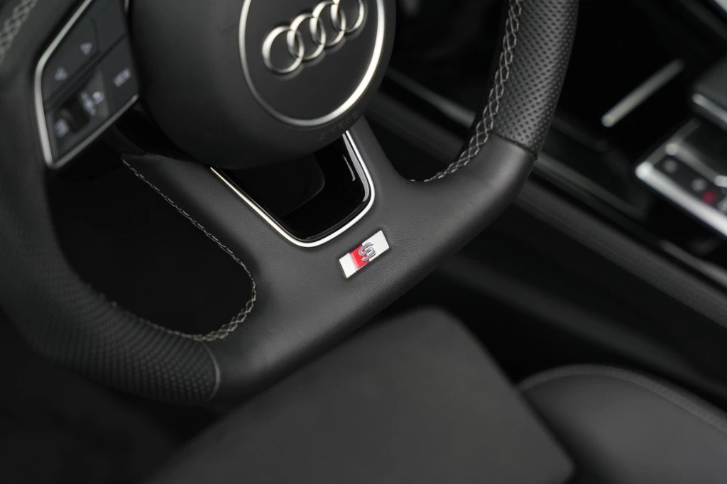 Hoofdafbeelding Audi S5