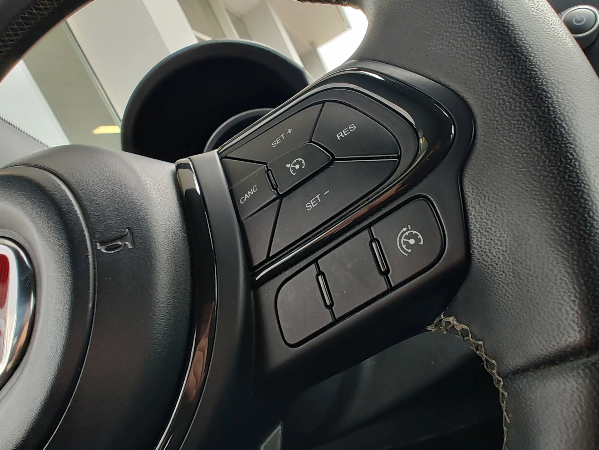 Hoofdafbeelding Fiat 500X