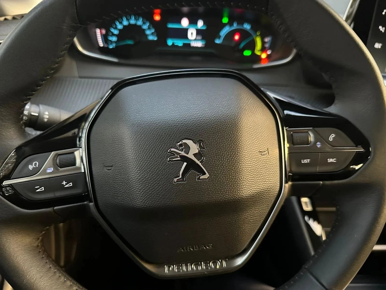 Hoofdafbeelding Peugeot e-208