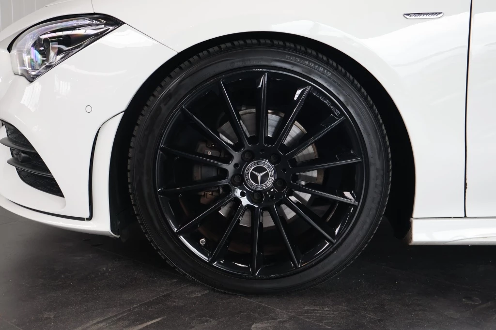 Hoofdafbeelding Mercedes-Benz CLA