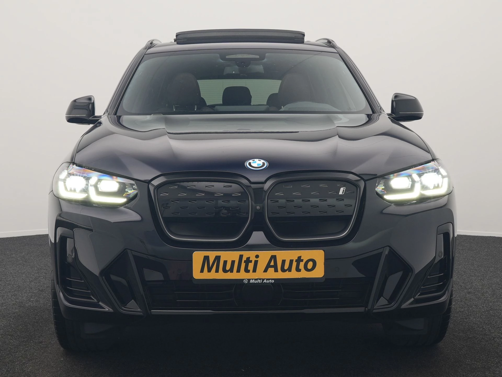 Hoofdafbeelding BMW iX3