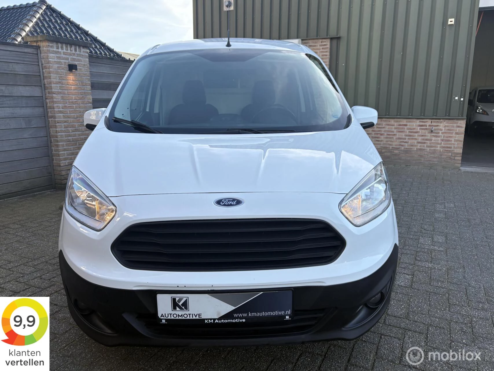Hoofdafbeelding Ford Transit Courier