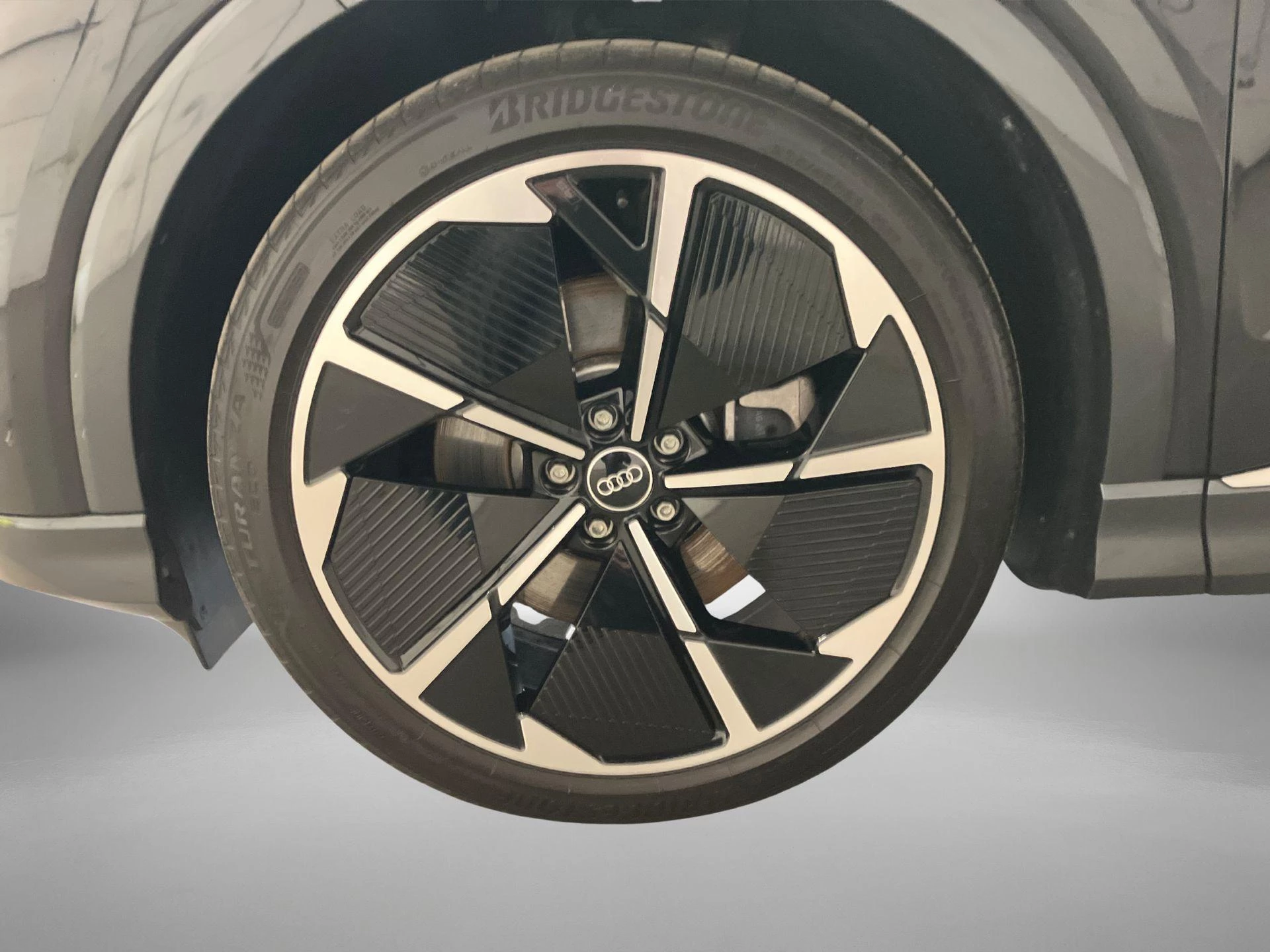 Hoofdafbeelding Audi Q4 e-tron
