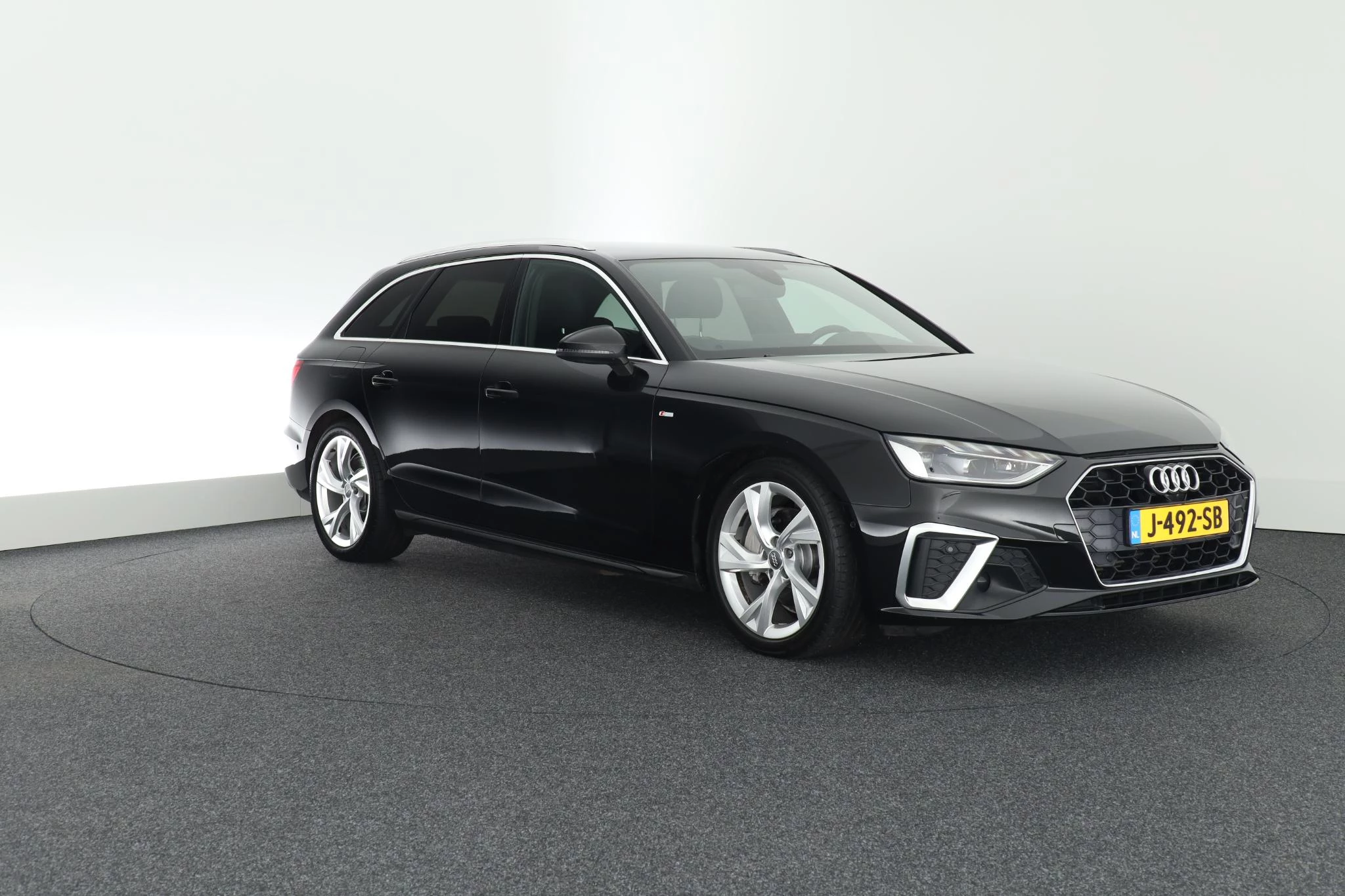 Hoofdafbeelding Audi A4