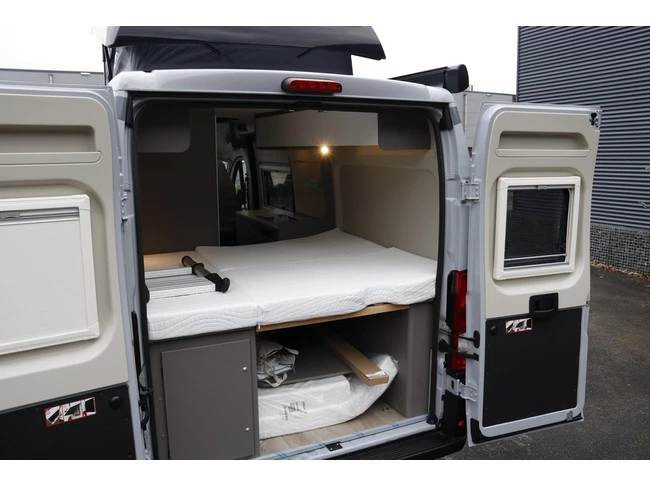 Hoofdafbeelding LMC Innovan 600