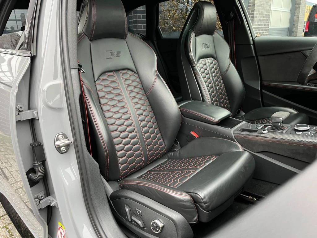 Hoofdafbeelding Audi RS4