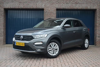 Volkswagen T-Roc 1.0 TSI Style | Trekhaak | Navigatie | Carplay/Android Auto | Climate Control | Adaptive Cruise