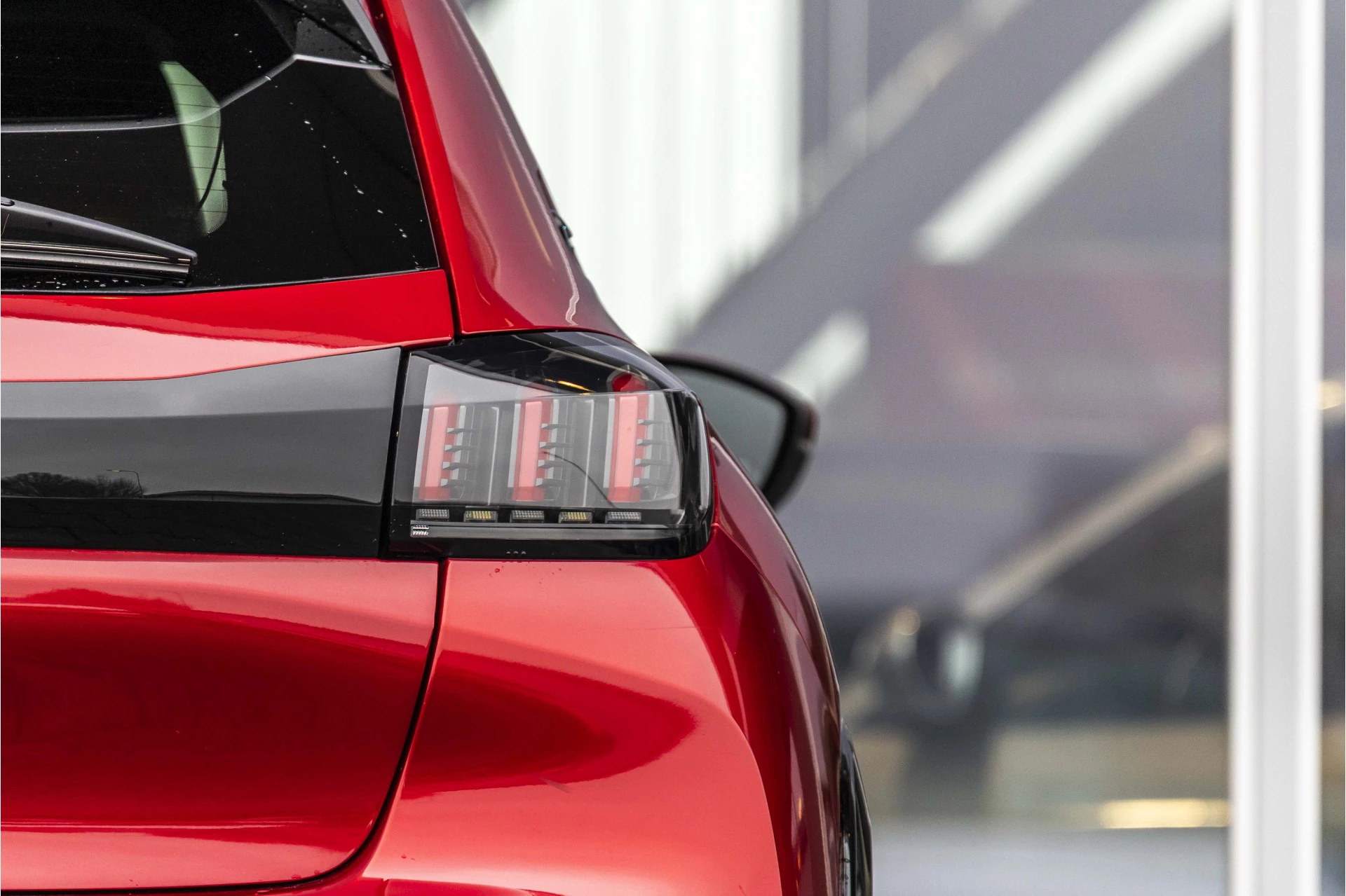 Hoofdafbeelding Peugeot e-208