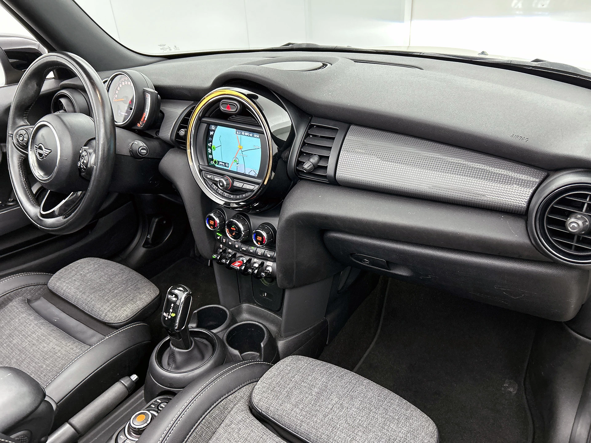 Hoofdafbeelding MINI Cooper Cabrio