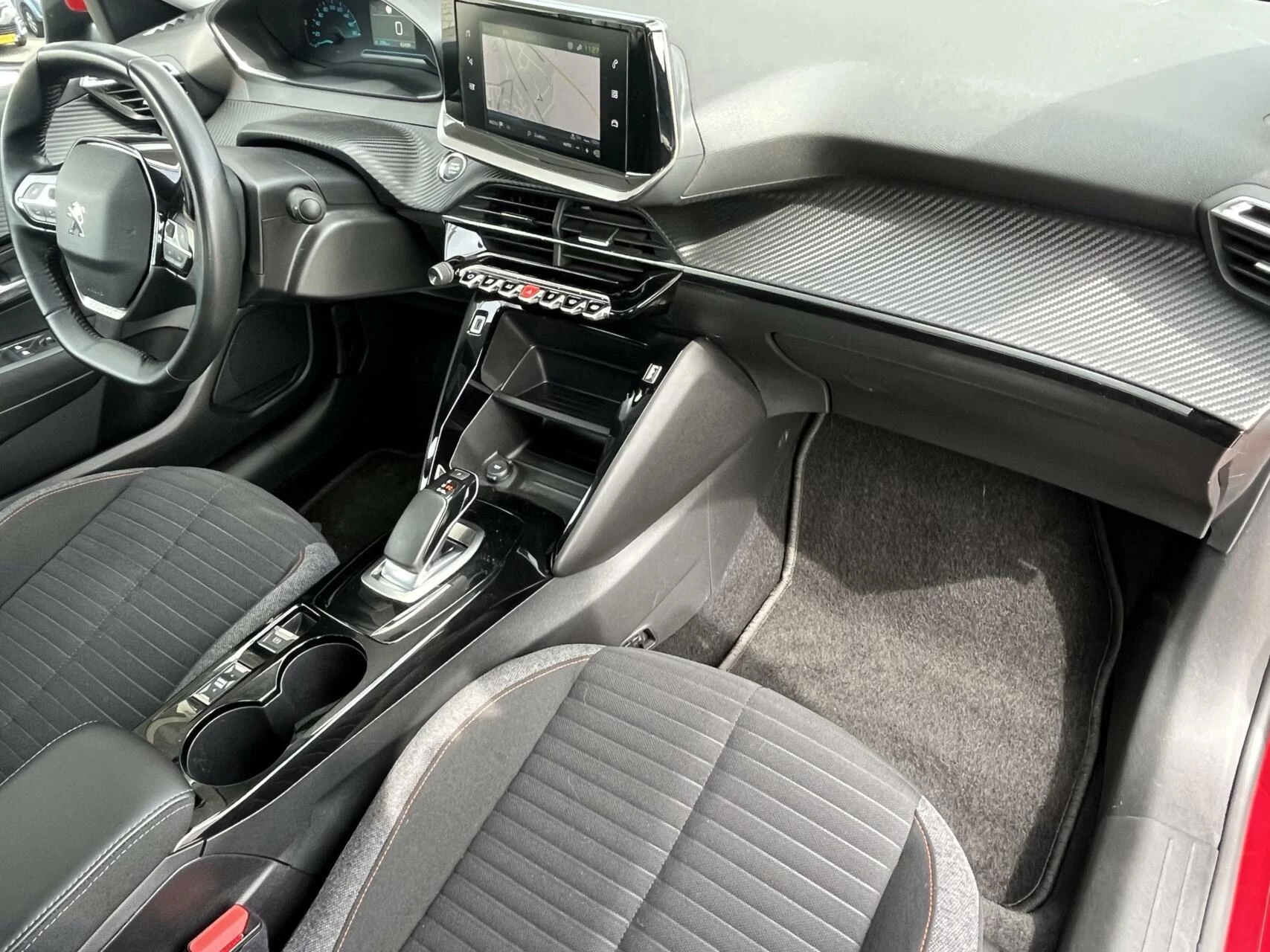 Hoofdafbeelding Peugeot e-208