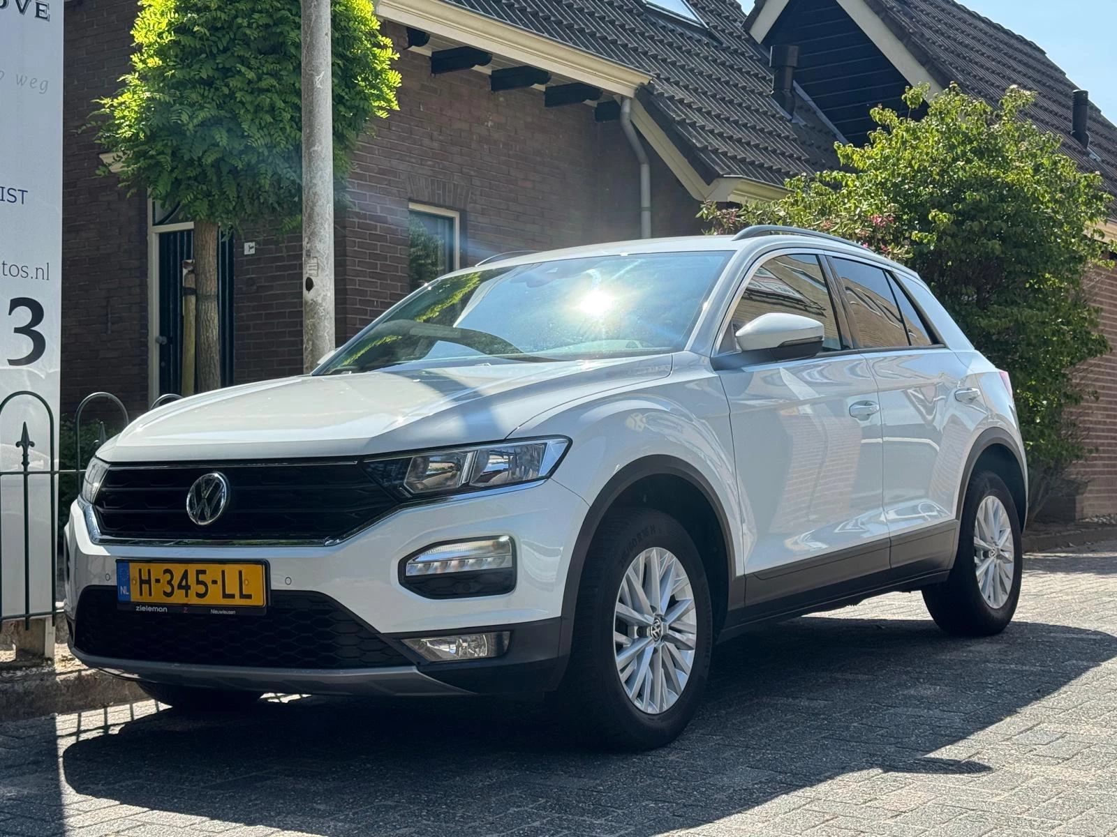 Hoofdafbeelding Volkswagen T-Roc