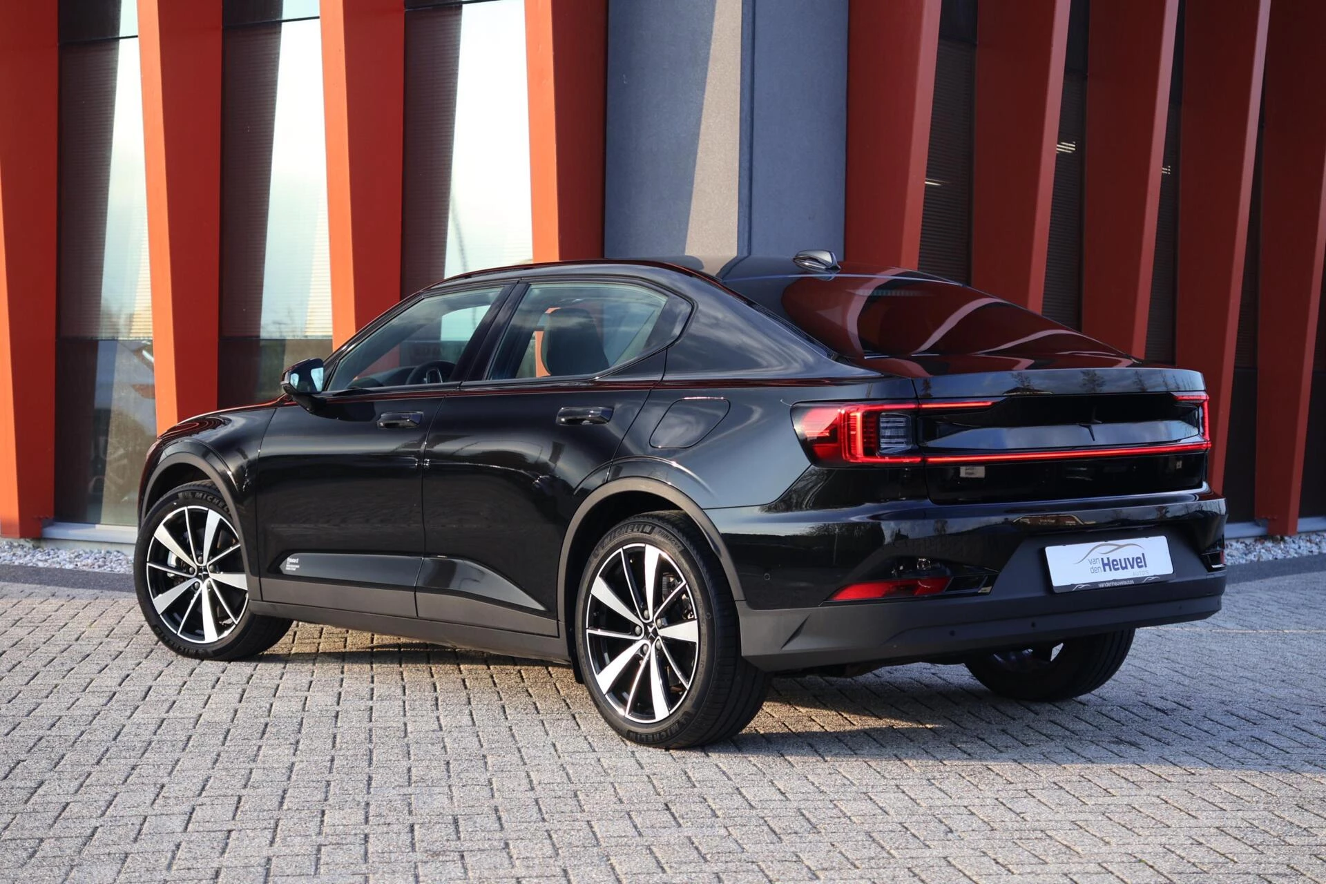 Hoofdafbeelding Polestar 2