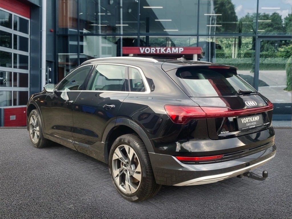 Hoofdafbeelding Audi e-tron