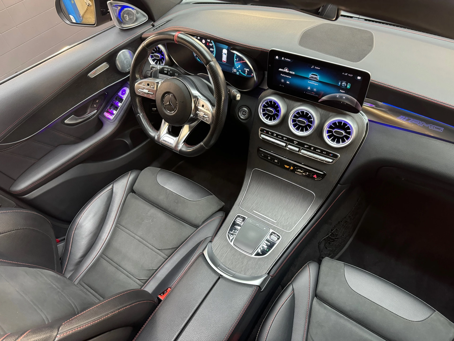 Hoofdafbeelding Mercedes-Benz GLC