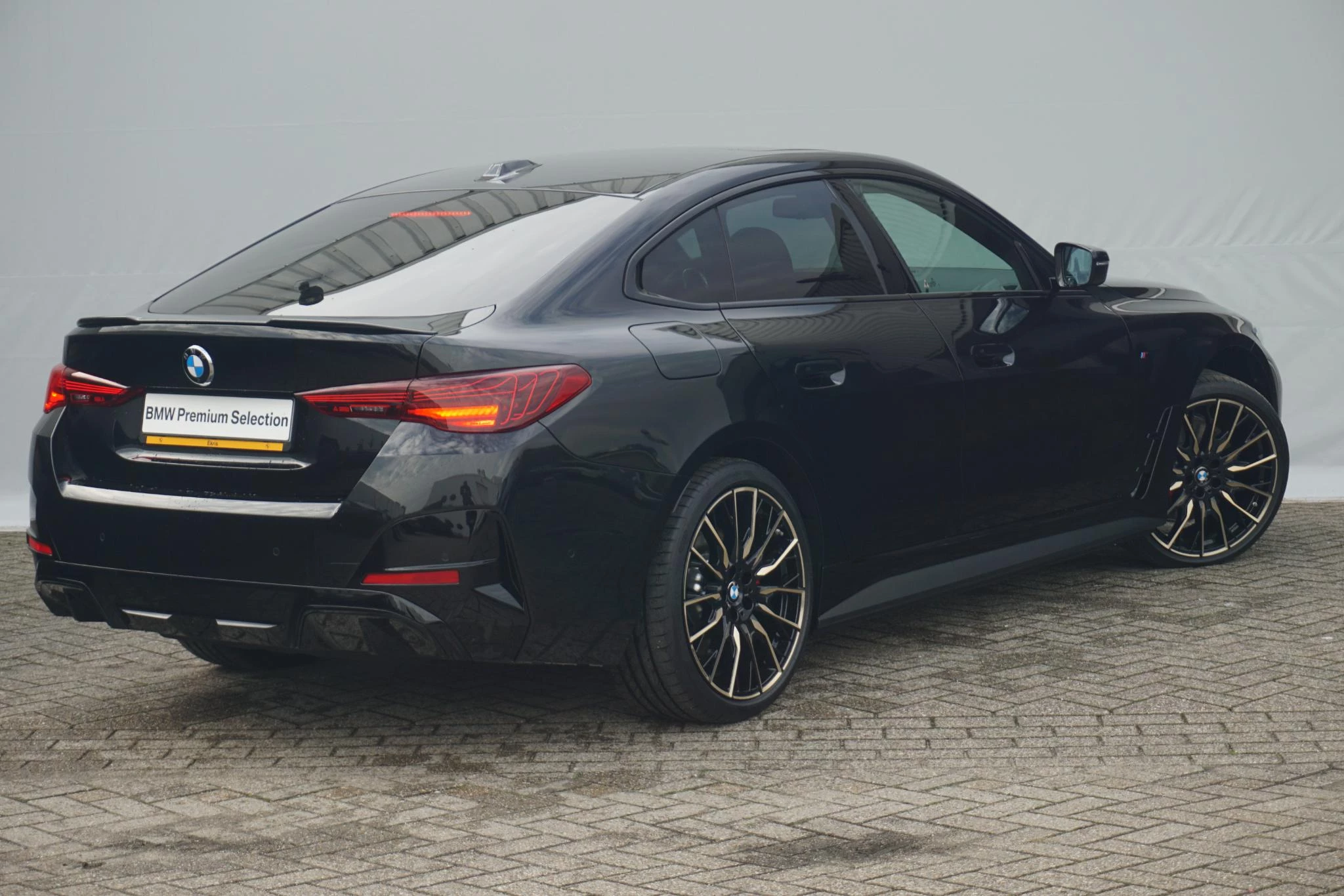 Hoofdafbeelding BMW i4