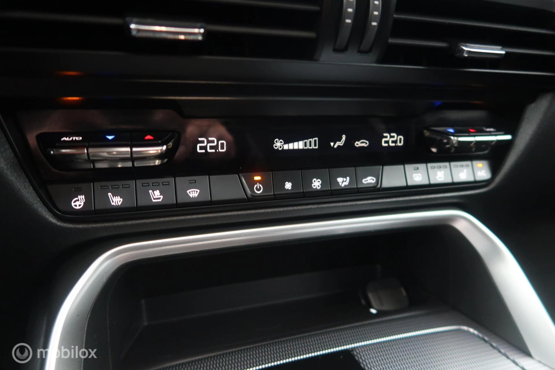 Hoofdafbeelding Mazda CX-60