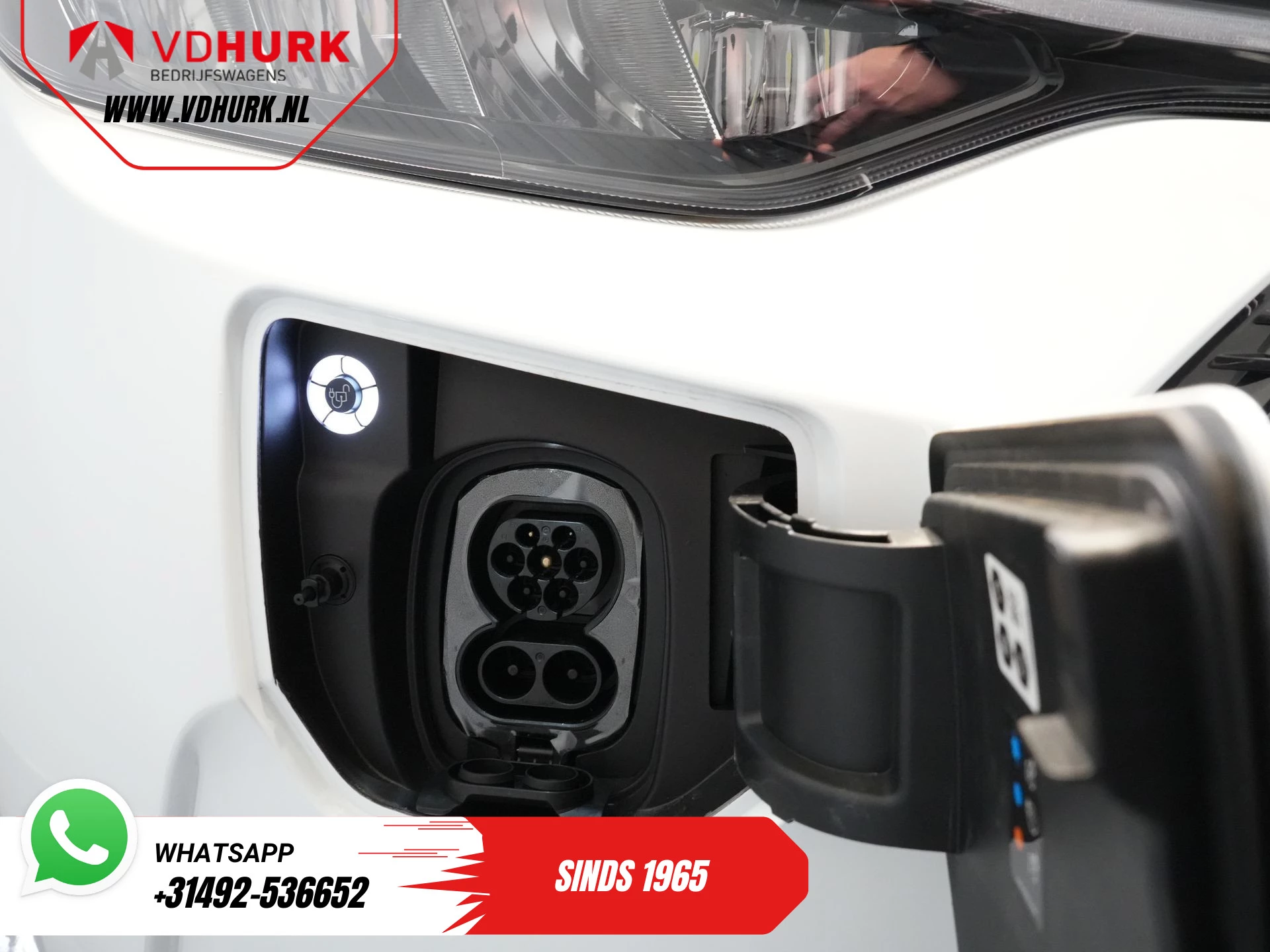 Hoofdafbeelding Ford E-Transit Custom