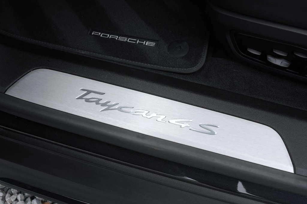 Hoofdafbeelding Porsche Taycan