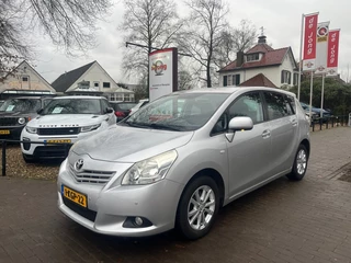 Hoofdafbeelding Toyota Verso Toyota Verso 1.8 VVT-I BUSINESS 7-PERSOONS / TREKHAAK / NAVI / AIRCO-ECC / PDC