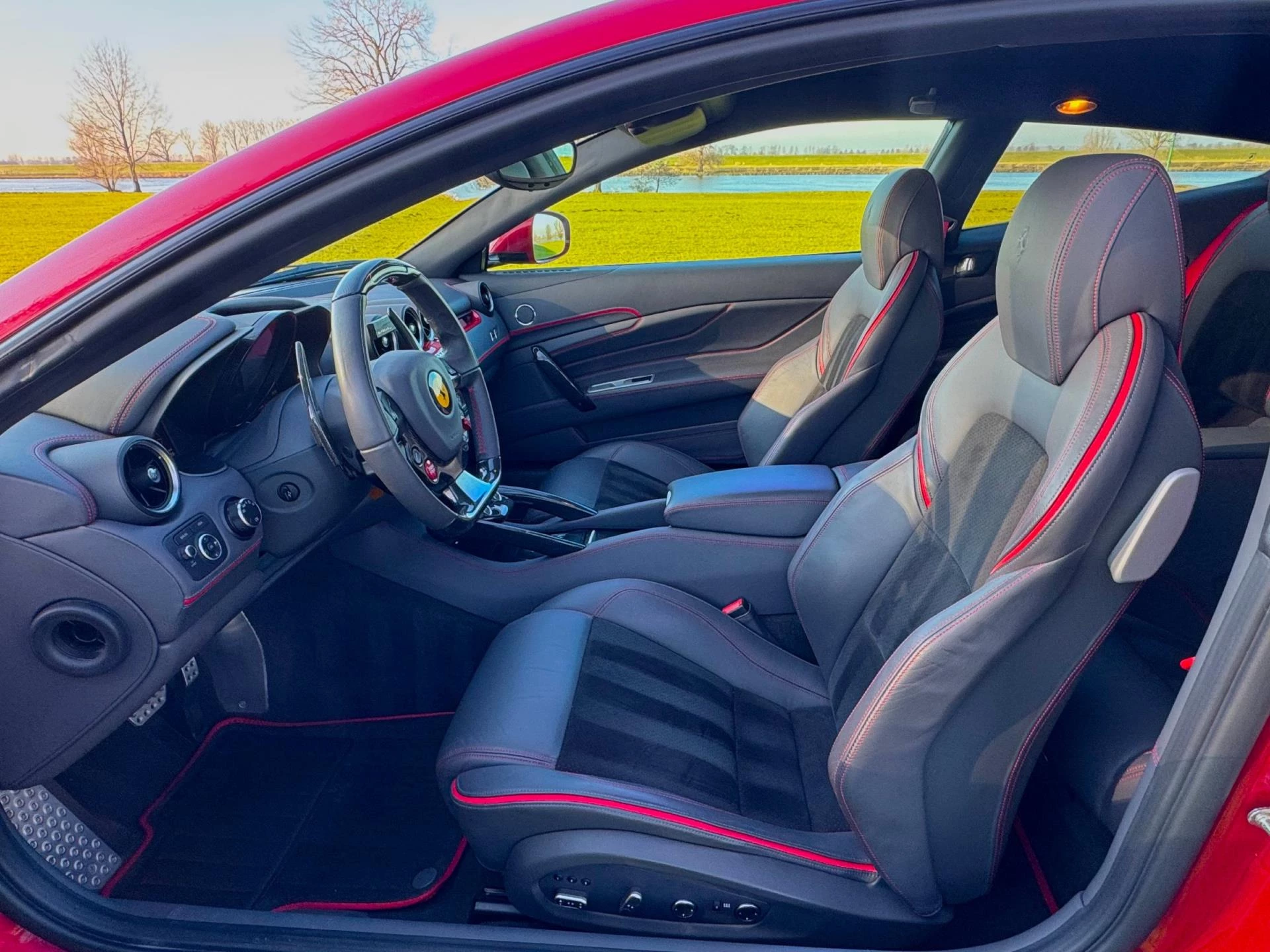 Hoofdafbeelding Ferrari FF