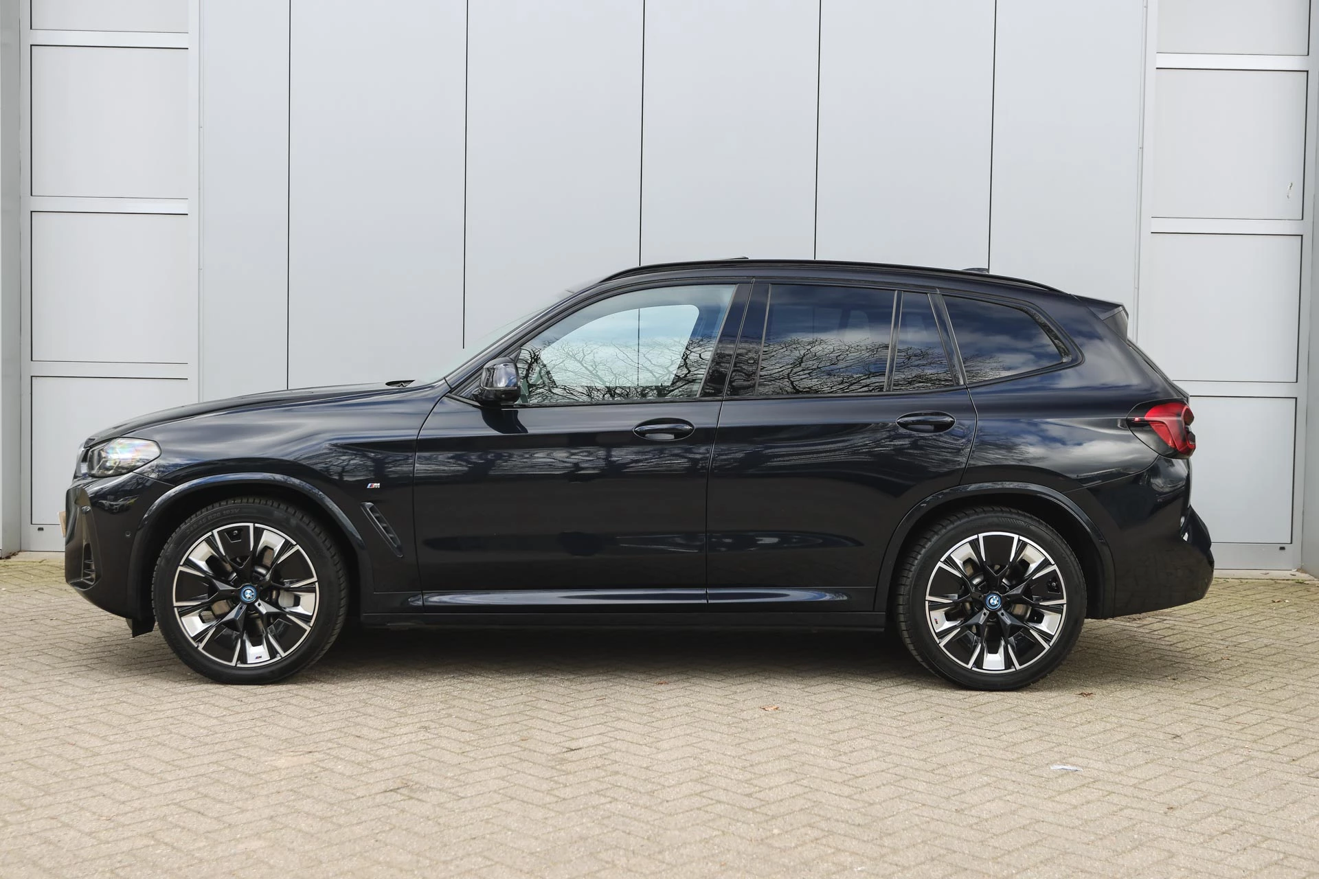 Hoofdafbeelding BMW iX3