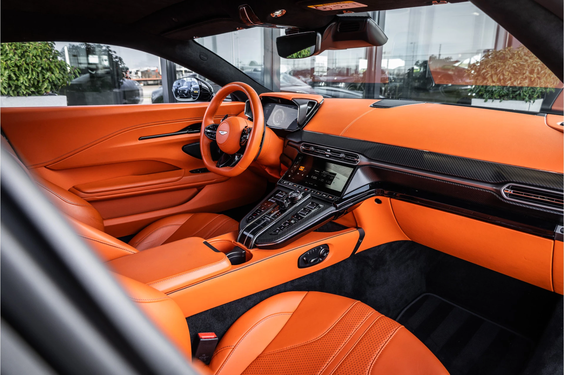 Hoofdafbeelding Aston Martin V8 Vantage