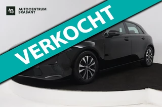 Mercedes-Benz A-klasse 180 Business Solution (ACHTERUITRIJCAMERA, CRUISE CONTROL, NAVIGATIE, PARKEERSENSOREN)