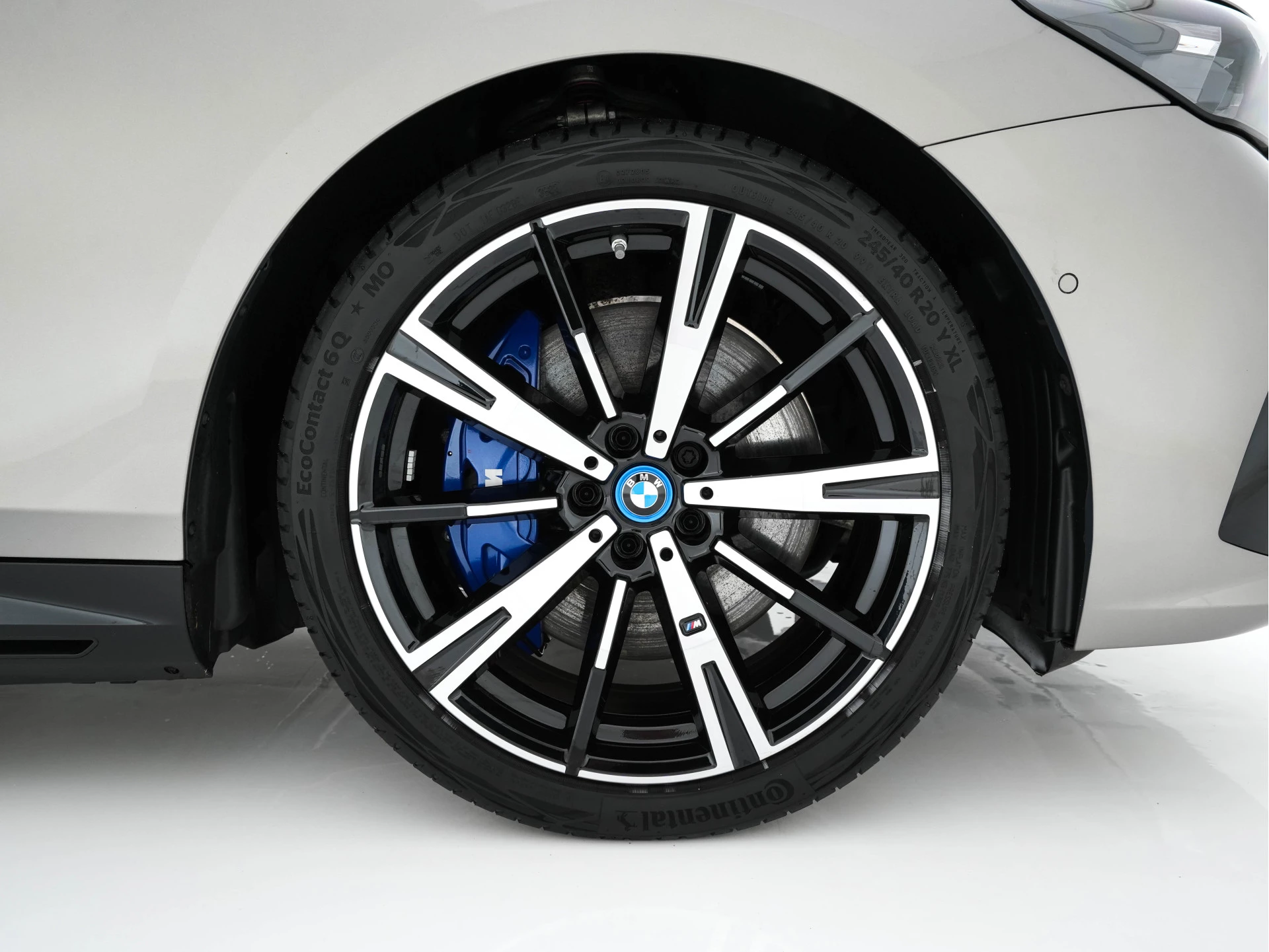 Hoofdafbeelding BMW i5