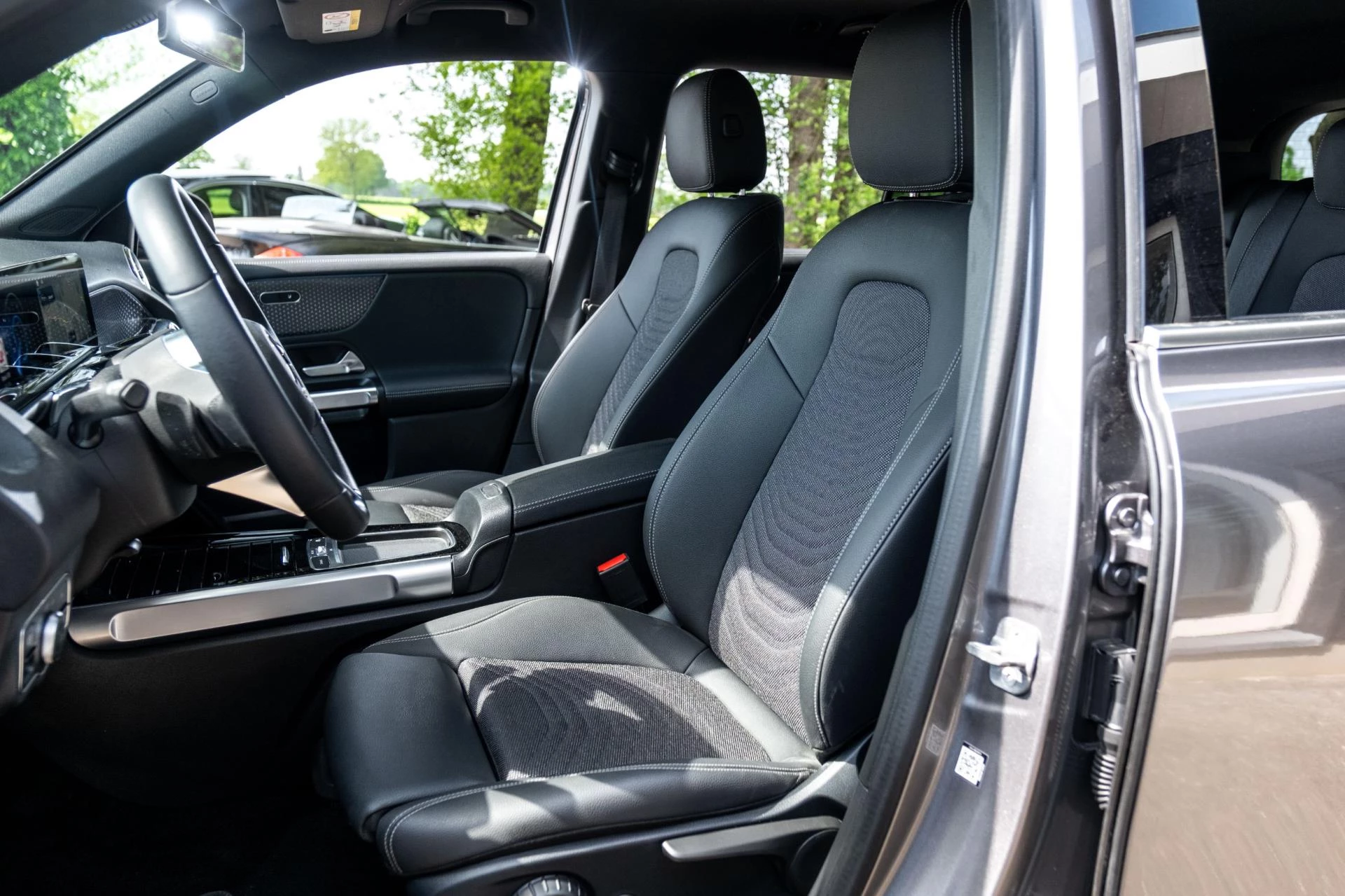 Hoofdafbeelding Mercedes-Benz EQB