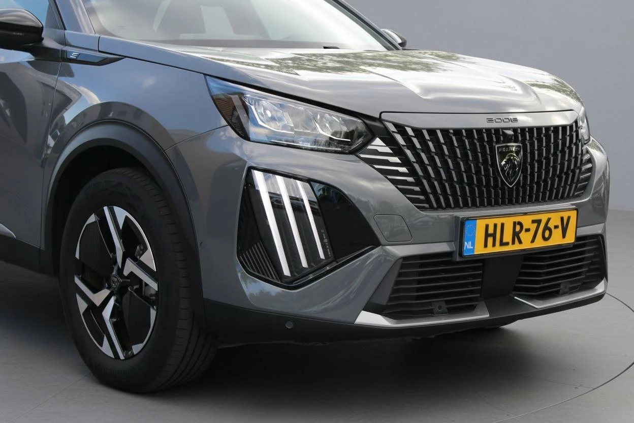 Hoofdafbeelding Peugeot e-2008