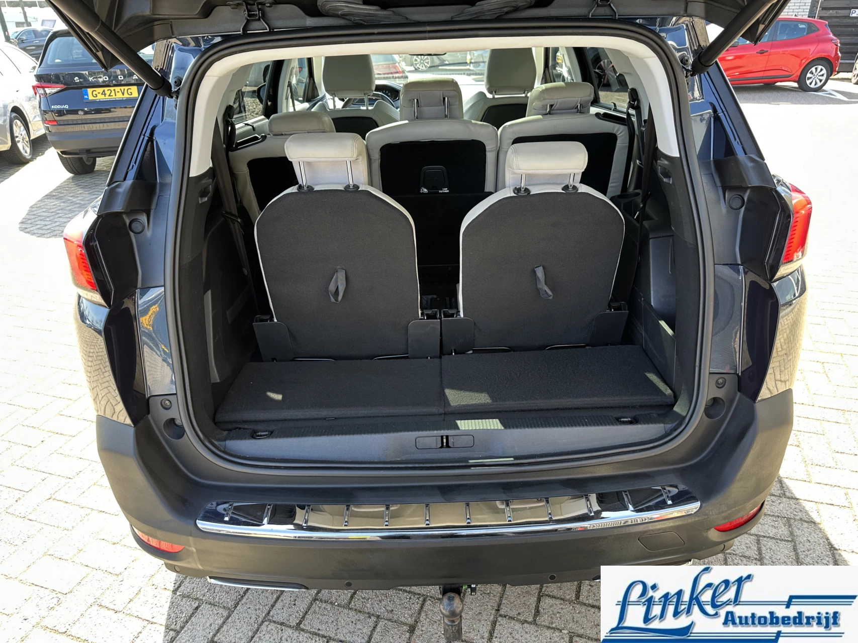 Hoofdafbeelding Peugeot 5008