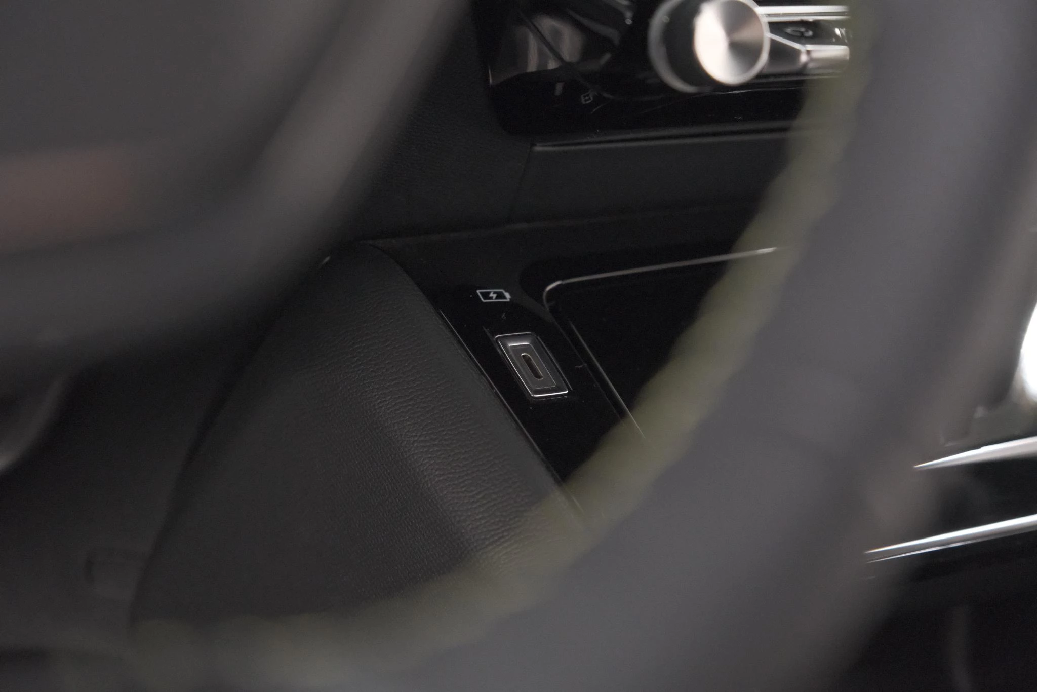 Hoofdafbeelding Peugeot e-208