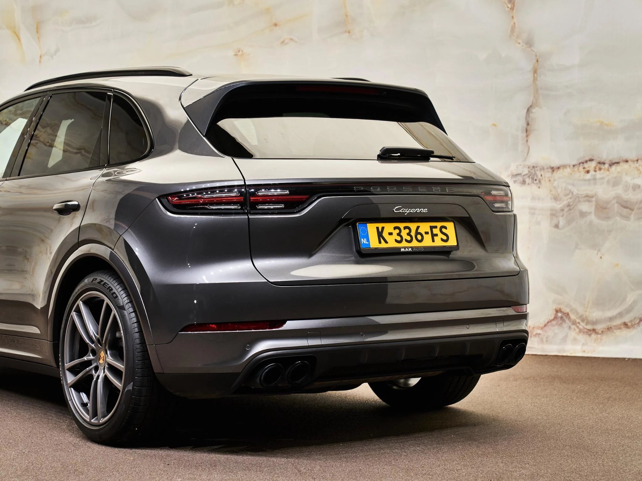 Hoofdafbeelding Porsche Cayenne