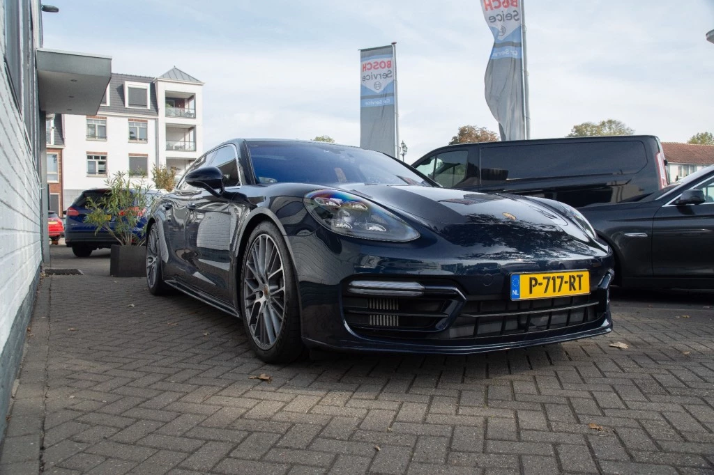 Hoofdafbeelding Porsche Panamera